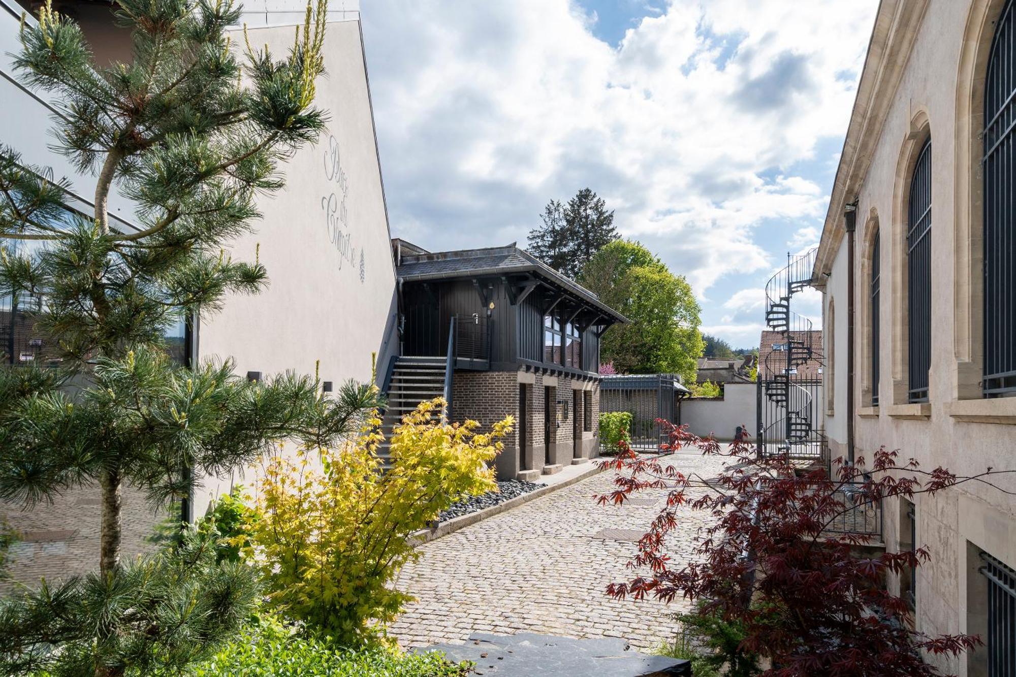 Best Western Premier Le Chapitre Hotel And Spa Remiremont Zewnętrze zdjęcie